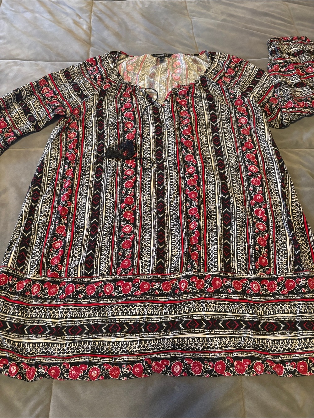 Express Tunic Top Women's Multi Color Long Sleeve Geometric size L